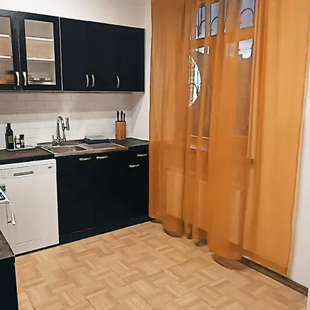 Ideally Located Center 2 Bedrooms Spacious