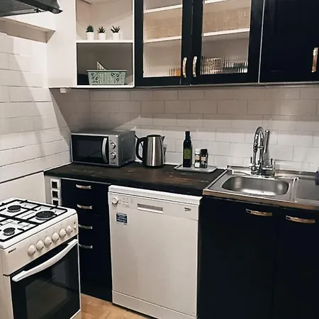 Ideally Located Center 2 Bedrooms Spacious Riga