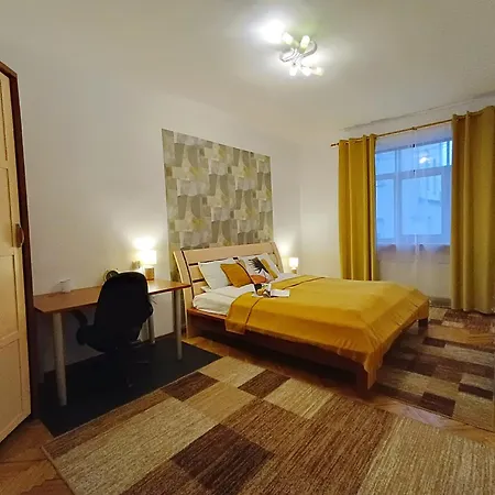 Apartment Ideally Located Center 2 Bedrooms Spacious Riga