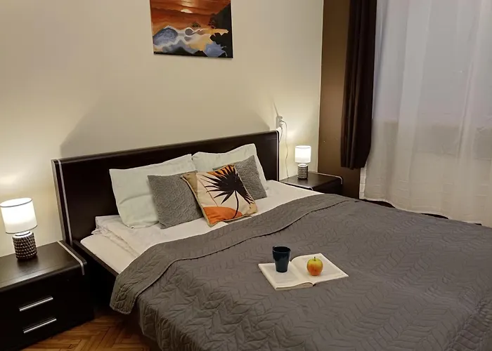 아파트 Ideally Located Two Bedrooms - Family&friends 리가