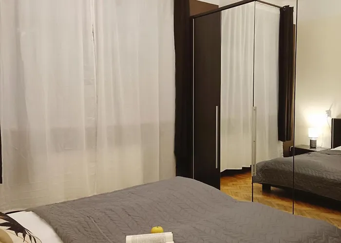 아파트 Ideally Located Two Bedrooms - Family&friends