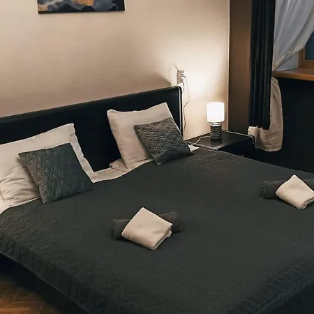 Ideally Located Center 2 Bedrooms Spacious Appartement *